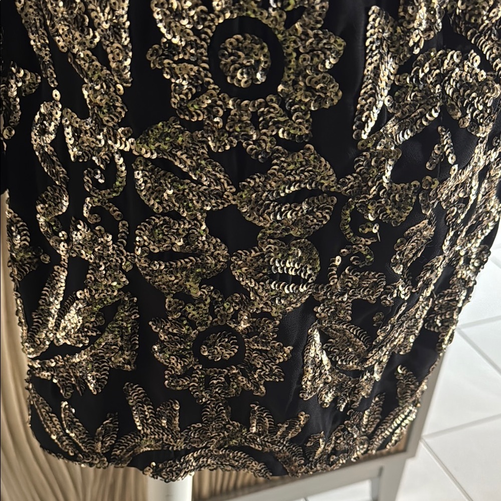 Nicole Miller Elegant Black and Gold Embellished Dress - Picture 8 of 10